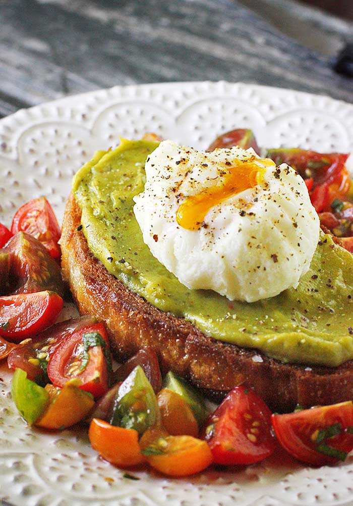 Avocado Fried Toast with Poached Egg from Soupaddict.com