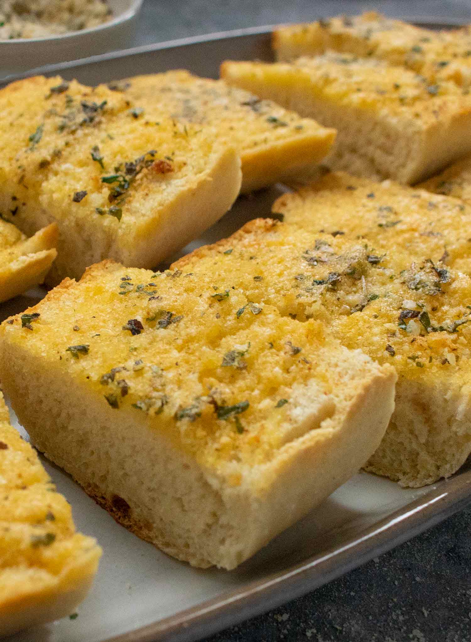 Easy Garlic Bread Recipe