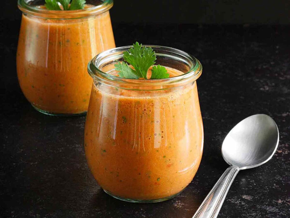 Side view of two appetizer sized servings of Guaczpacho.