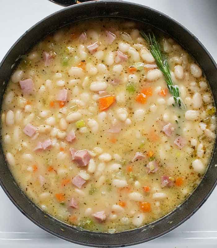 The finished soup in the soup pot, ready to serve.
