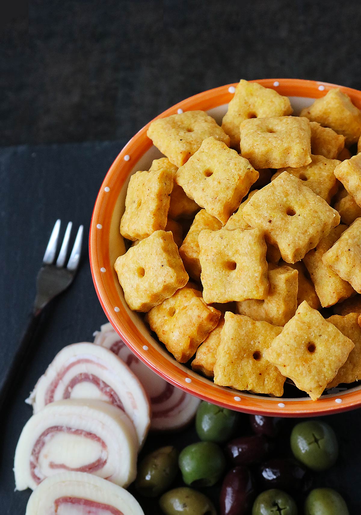 Homemade Cheez-its Crackers from Soupaddict.com