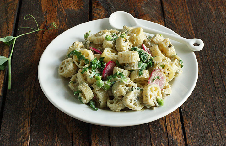 Pesto Pea Pasta Salad