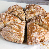 Roasted Banana Bread Scones