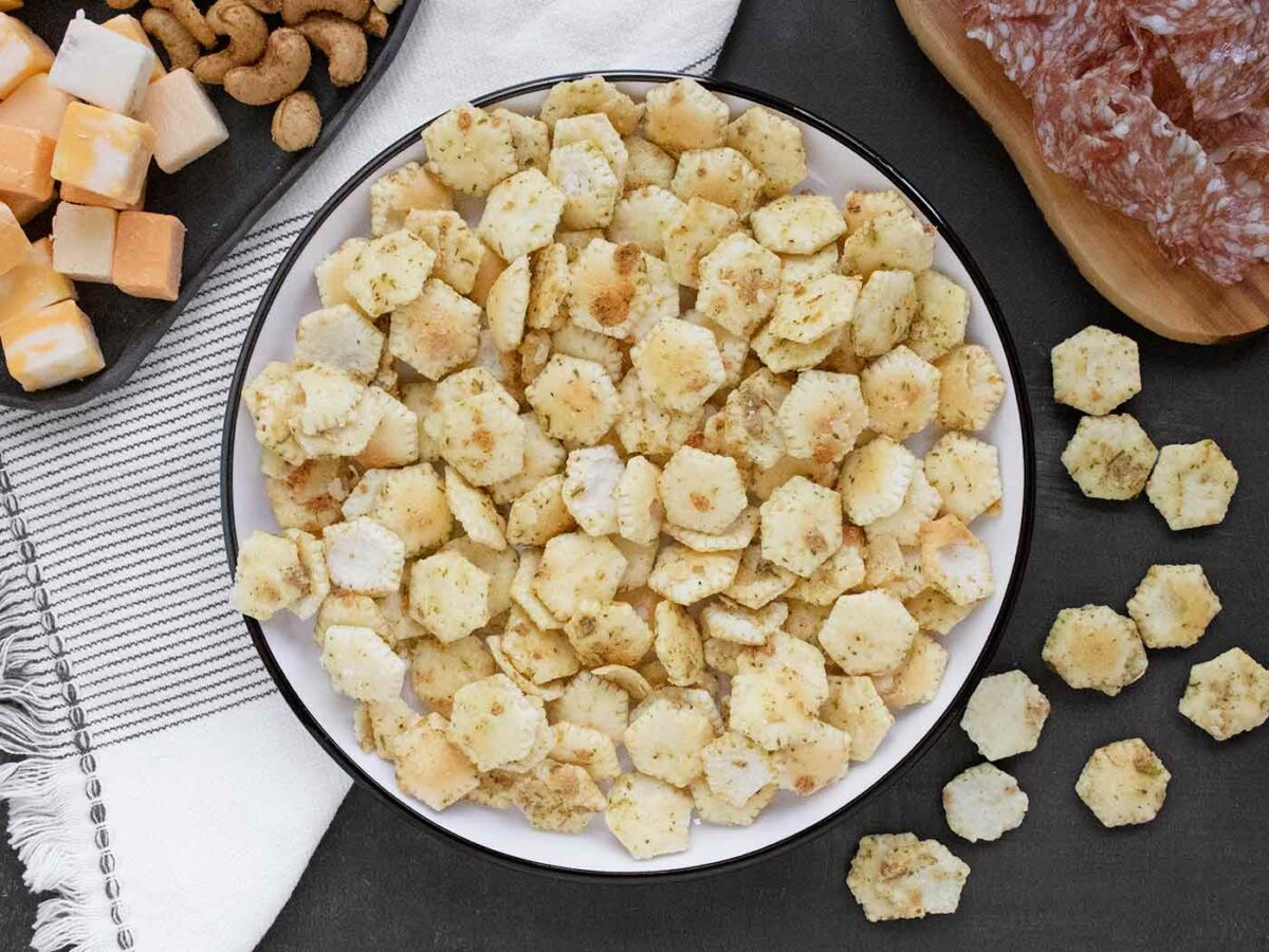 Seasoned Oyster Crackers on a plate.