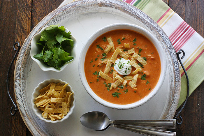 White Bean Chipotle Chicken Tortilla Soup from @SoupAddict #soup #chicken #chipotle